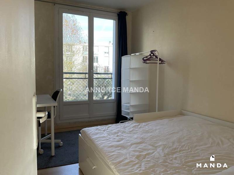 Chambre - 15 m² - 4 pièces