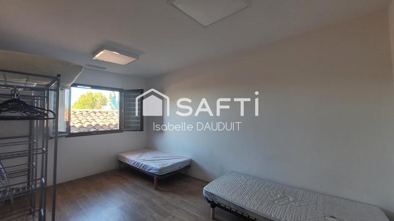 Local commercial - 1 160 m² - 12 pièces