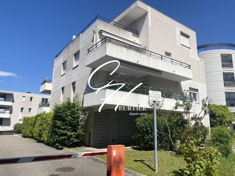 Appartement - 89 m² - 4 pièces