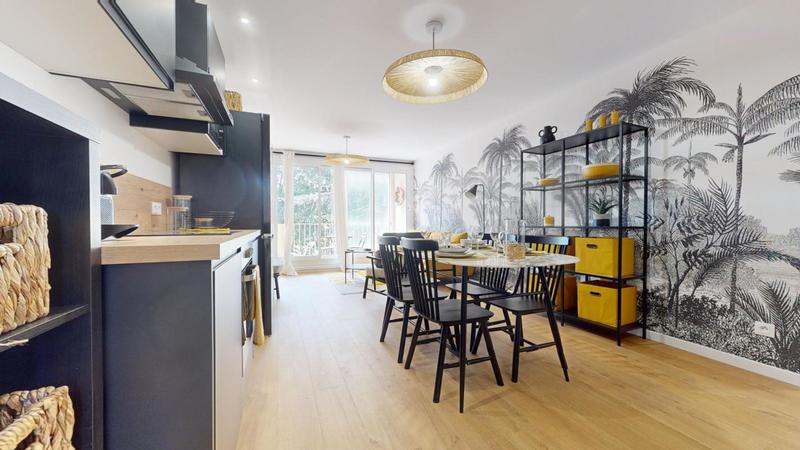 Appartement - 89 m² - 6 pièces