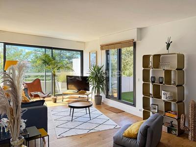 Penthouse - 67 m² - 3 pièces