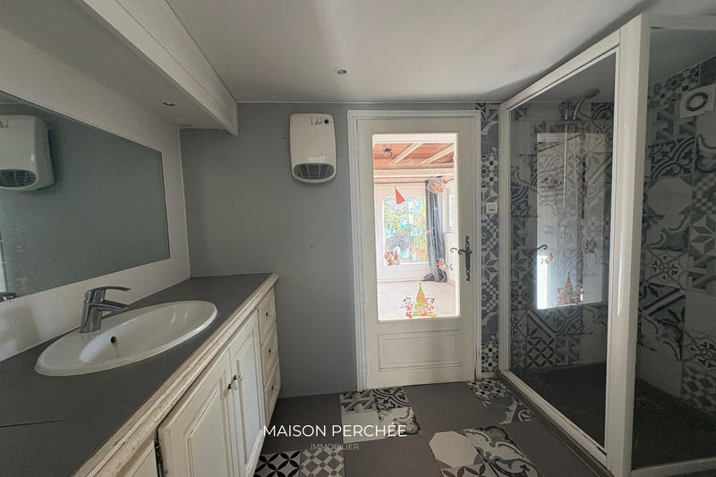 Maison - 165 m² - 6 pièces