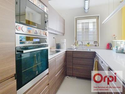 Duplex - 99 m² - 4 pièces