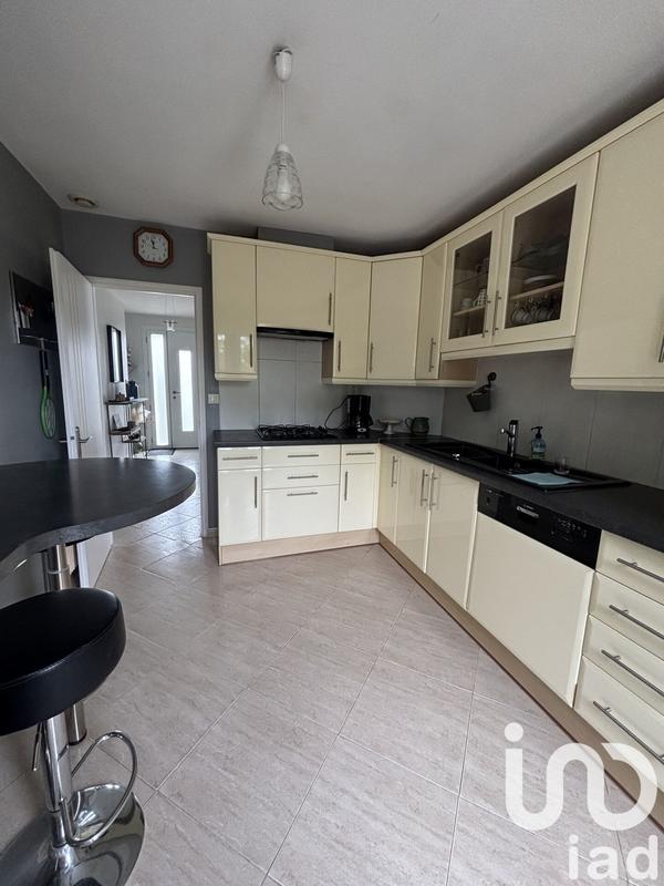 Maison - 141 m² - 5 pièces