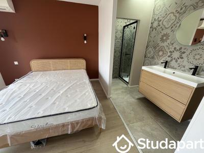 Chambre - 15 m² - 1 pièce