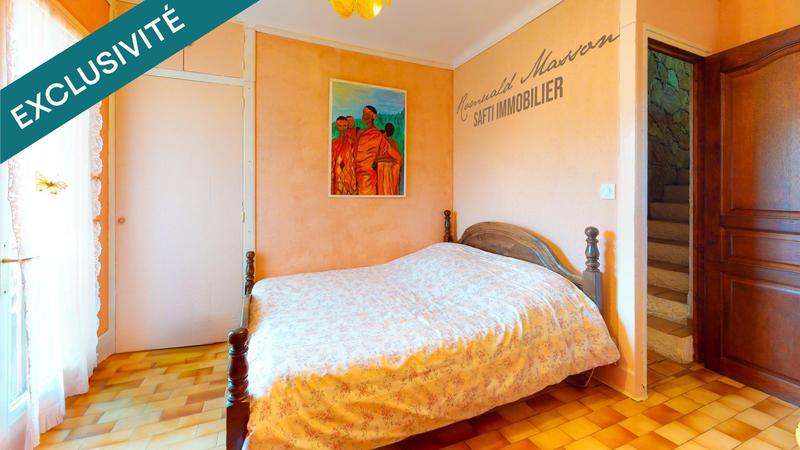 Maison - 210 m² - 7 pièces