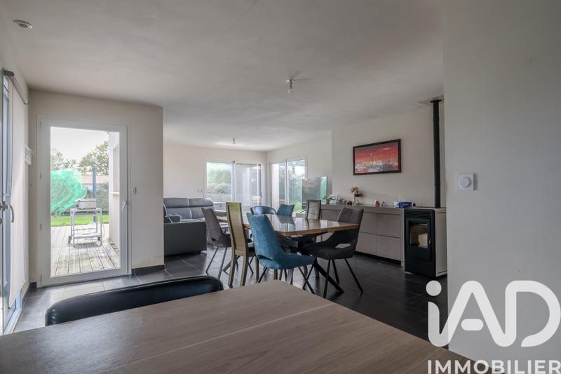Maison - 121 m² - 6 pièces