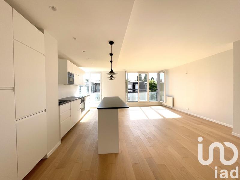 Appartement - 97 m² - 5 pièces