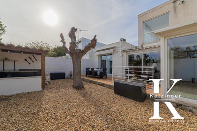 Maison - 179 m² - 7 pièces