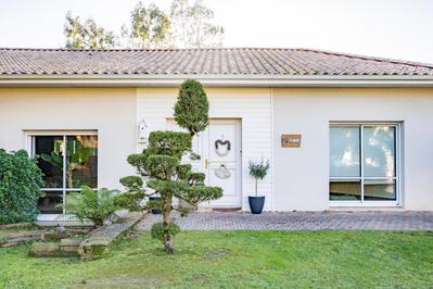 Maison - 245 m² - 7 pièces