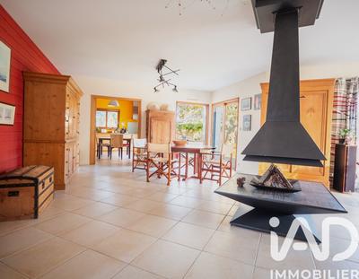 Maison de maîtres - 208 m² - 8 pièces