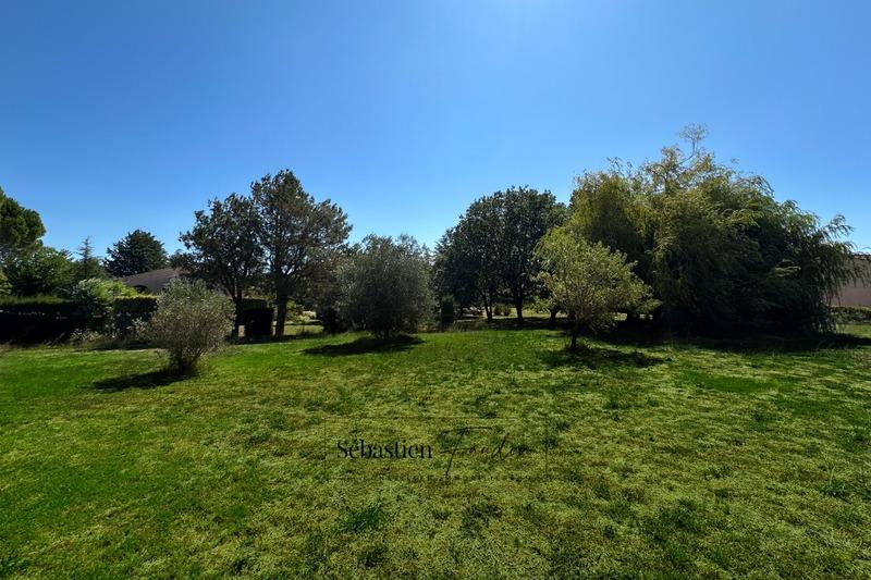 Maison - 236 m² - 9 pièces