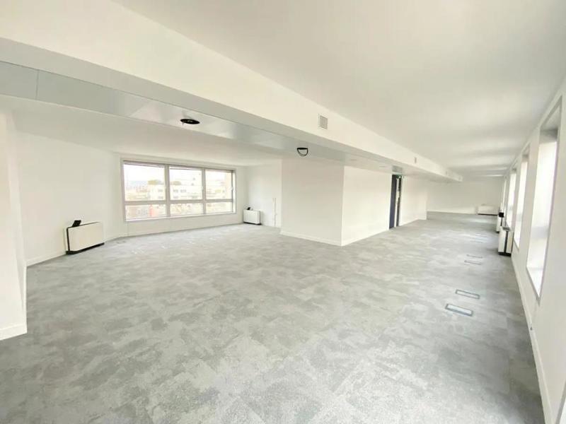 Bureau - 180 m²