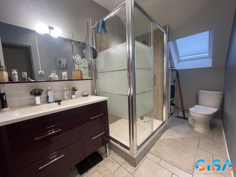 Maison - 90 m² - 5 pièces