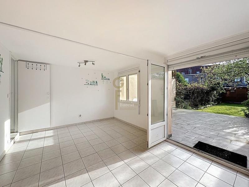 Maison - 110 m² - 8 pièces