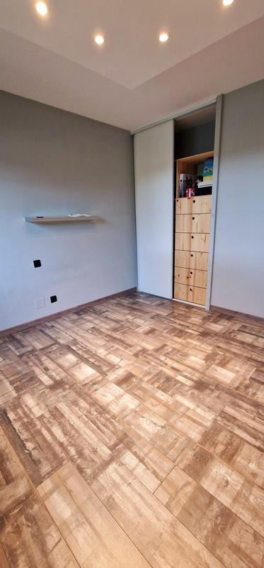 Maison traditionnelle - 209 m² - 8 pièces