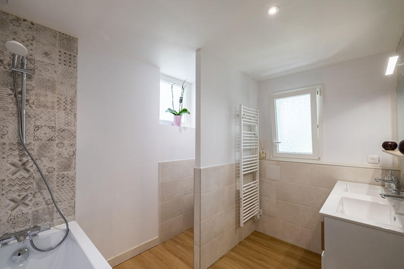 Maison - 206 m² - 8 pièces