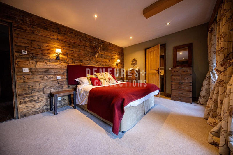 Appartement - 137 m² - 5 pièces