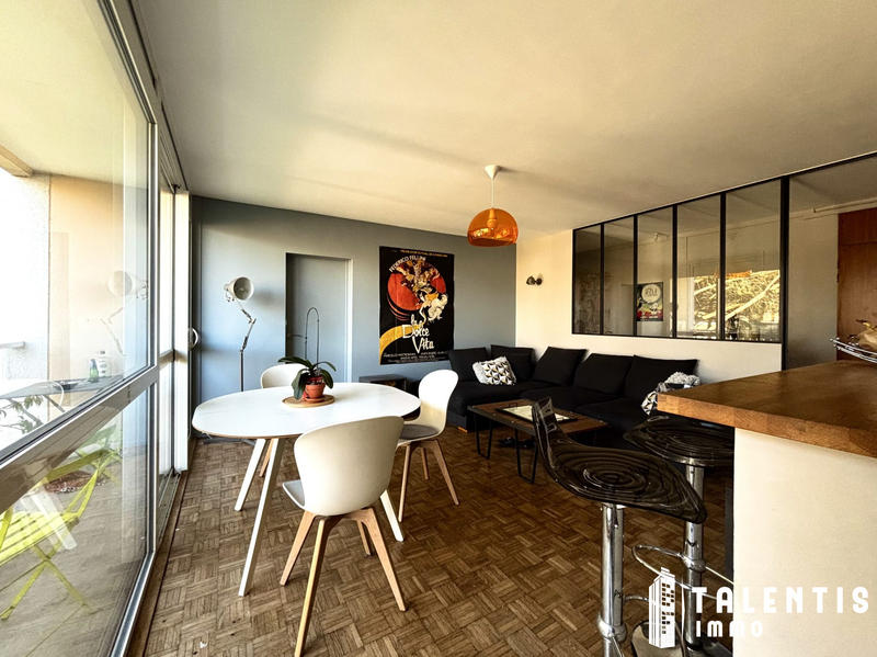 Appartement - 80 m² - 1 pièce