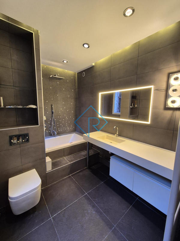 Maison - 158 m² - 5 pièces