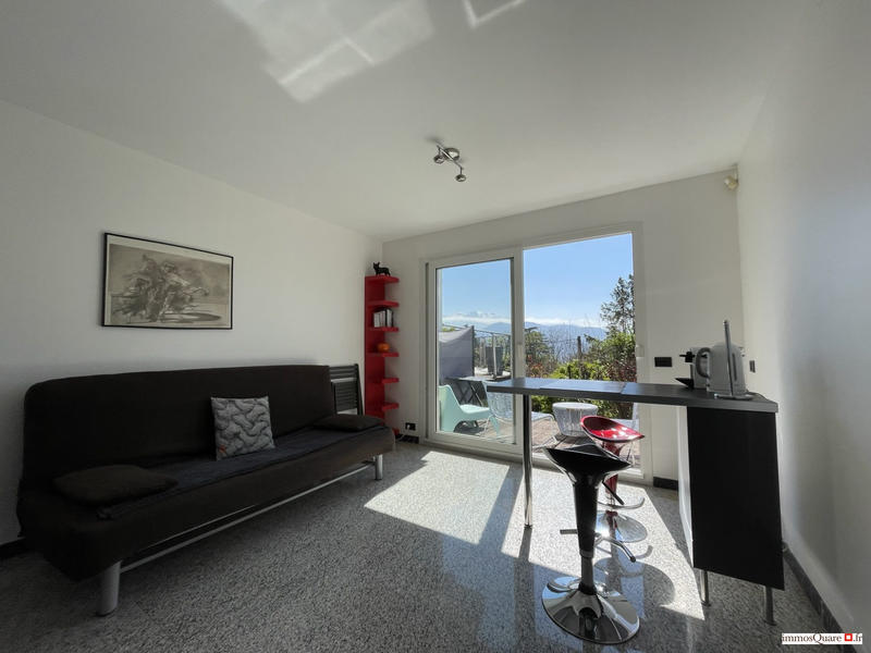 Villa - 181 m² - 8 pièces