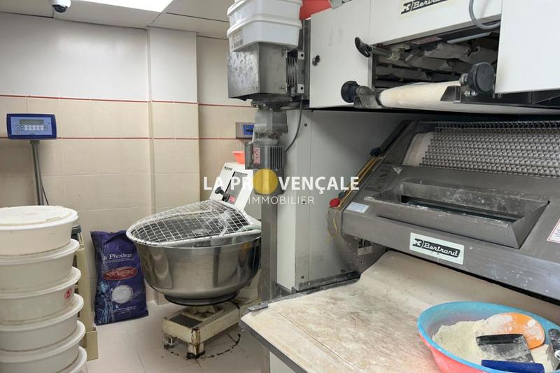 Fonds de commerce - 123 m²