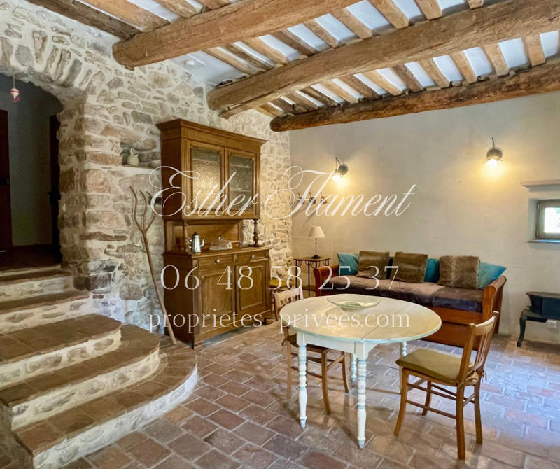 Demeure - 268 m² - 10 pièces