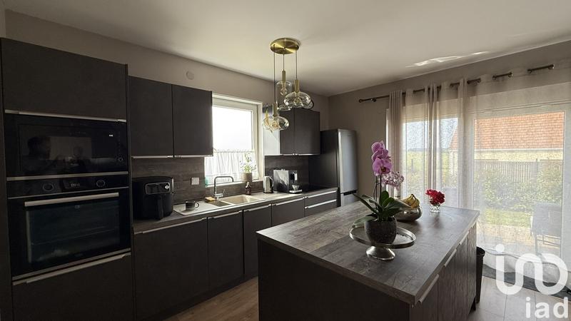 Maison - 92 m² - 5 pièces