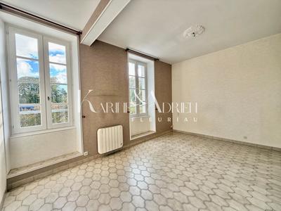 Maison de ville - 150 m² - 10 pièces