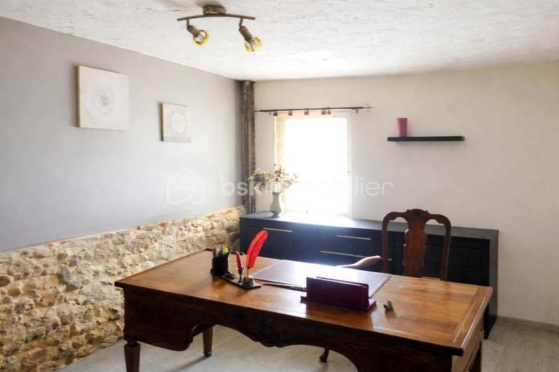 Propriété - 350 m² - 10 pièces