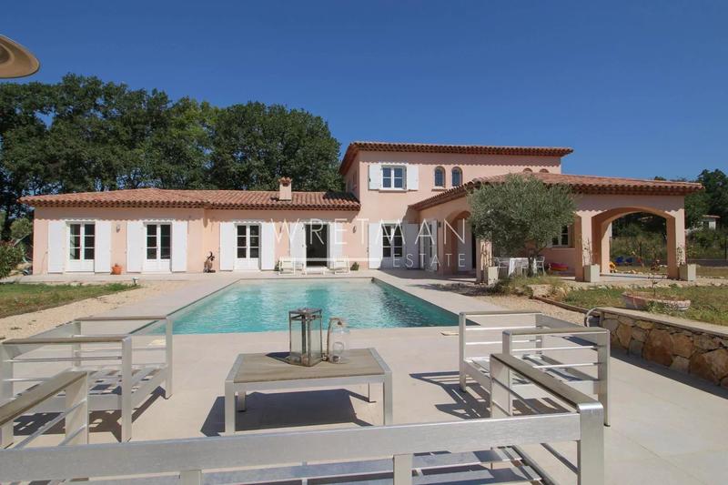 Villa - 225 m² - 6 pièces