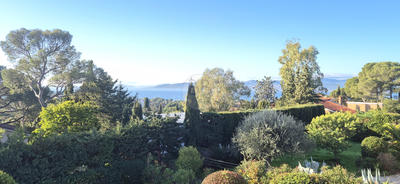 Villa - 200 m² - 6 pièces