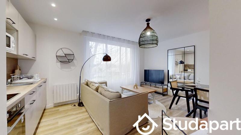 Chambre - 9 m² - 1 pièce