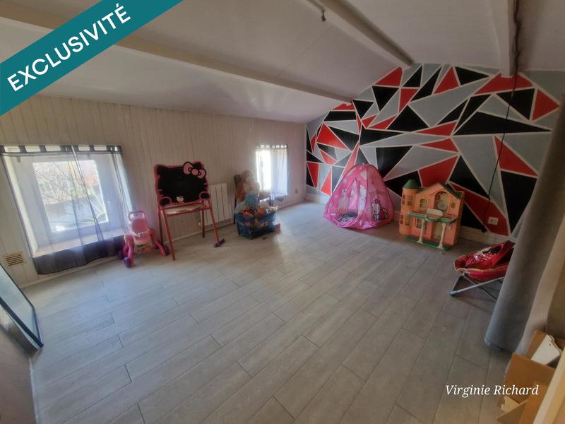 Maison de ville - 100 m² - 5 pièces