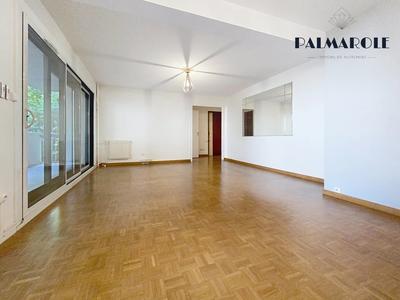 Appartement - 100 m² - 4 pièces