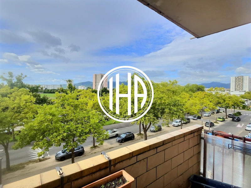 Appartement - 94 m² - 5 pièces