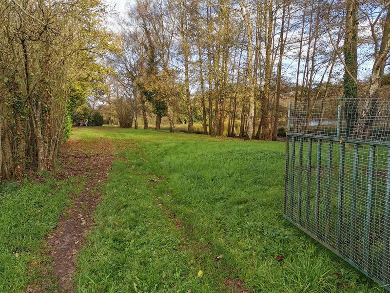 Terrain de loisirs - 10 300 m²