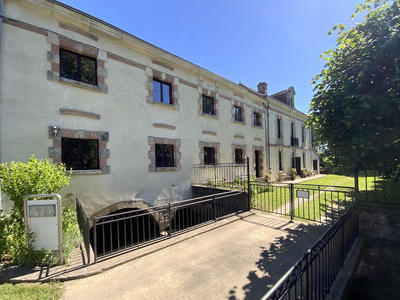 Maison - 356 m² - 11 pièces