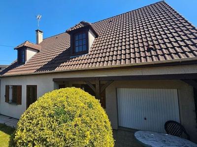 Maison - 145 m² - 6 pièces