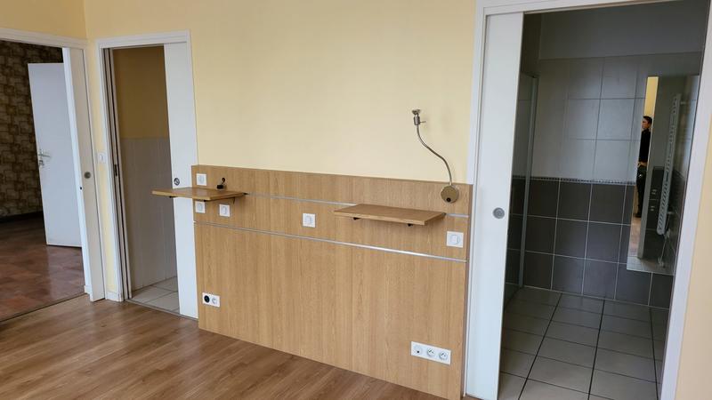 Maison - 182 m² - 11 pièces