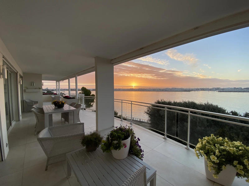 Appartement - 161 m² - 4 pièces