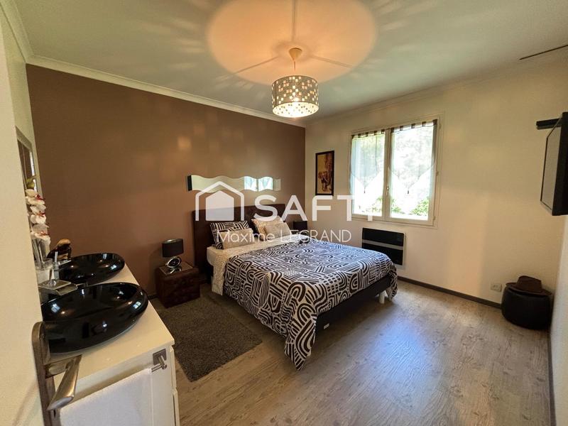 Maison - 95 m² - 5 pièces