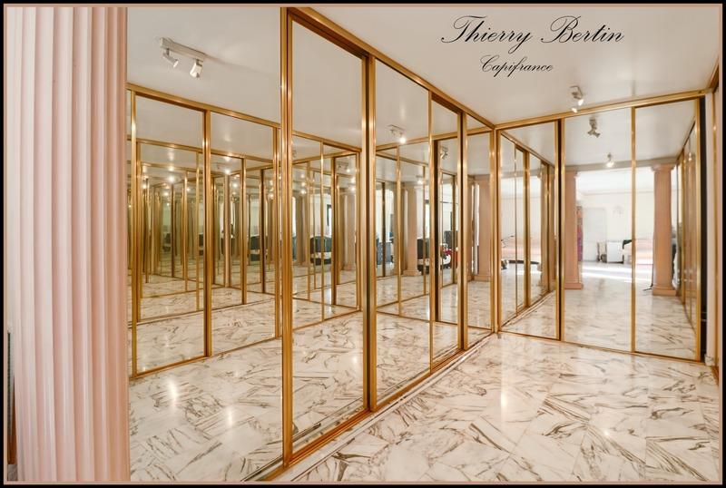 Appartement - 210 m² - 5 pièces