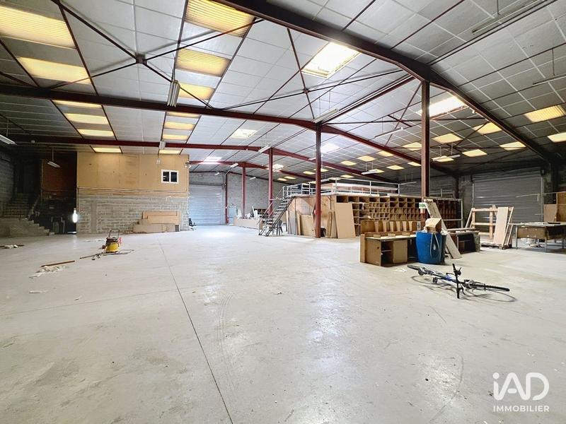 Local commercial - 1 345 m²