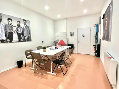 Local commercial - 212 m² - 6 pièces