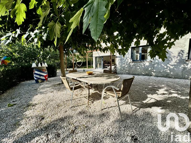 Maison - 350 m² - 9 pièces