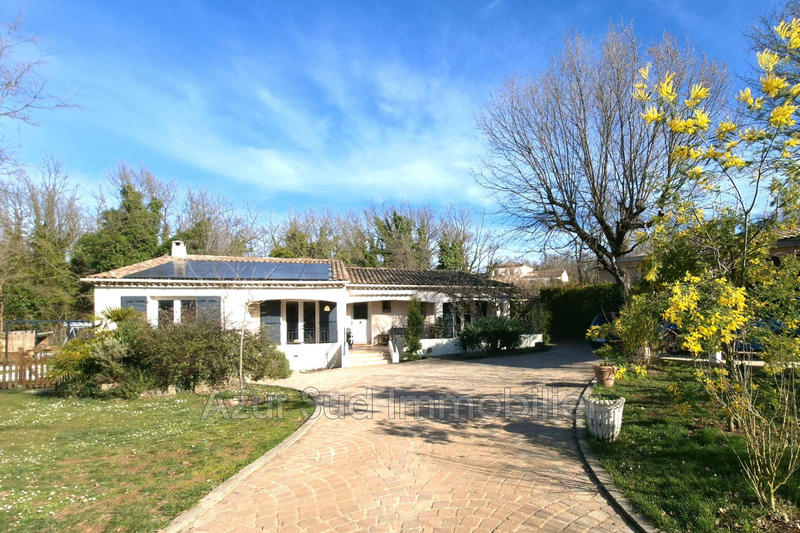 Maison - 147 m² - 5 pièces