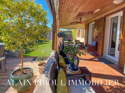 Maison traditionnelle - 96 m² - 5 pièces