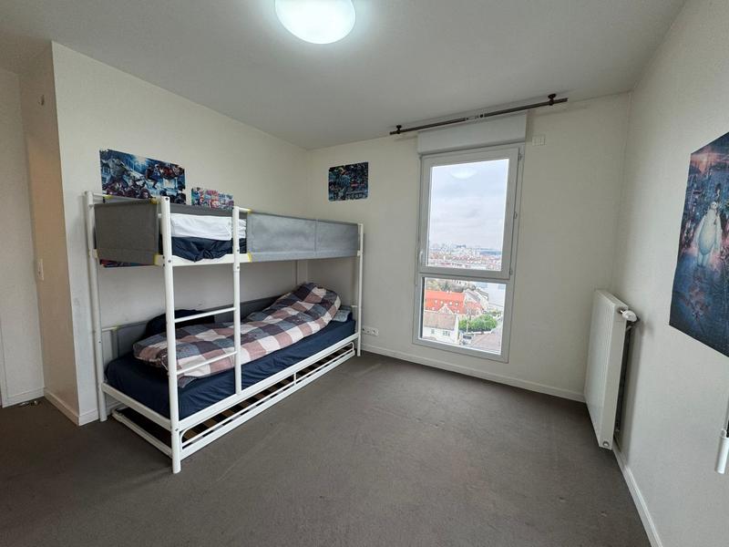 Appartement - 93 m² - 6 pièces