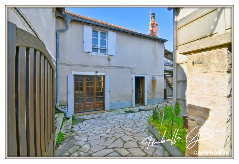 Maison de village - 147 m² - 6 pièces